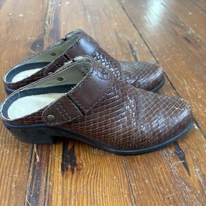 Ariat Shoes Womens Size 7.5 Brown Leather Clog Mule Basketweave ATS Western